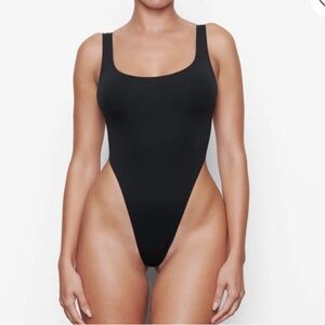 Skims Fits Everybody High Cut Bodysuit